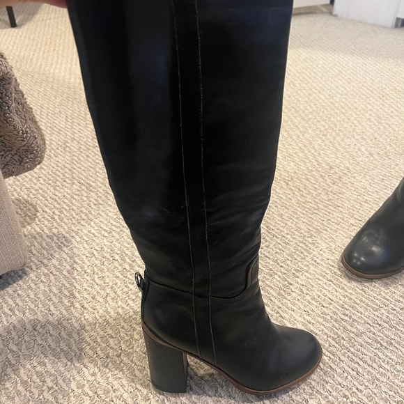 Knee high leather boots - Picture 1 of 4
